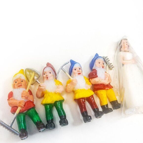 1940’s VTG Disney Snow White & The Seven Dwarfs Plastic Cake Toppers - Picture 6 of 8